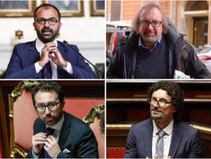 M5S, crollano i rimborsi al partito: in regola 15 parlamentari su 317 M5S, crollano i rimborsi al partito: in regola 15 parlamentari su 317