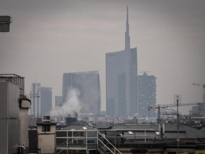 Legambiente, allarme smog a gennaio: “A Frosinone e Milano limiti sforati già 19 volte”. A Taranto nessun problema Legambiente, allarme smog a gennaio: “A Frosinone e Milano limiti sforati già 19 volte”. A Taranto nessun problema