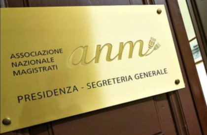 I MAGISTRATI CONTRO IL GOVERNO: “LA GIUSTIZIA NON E’ TRA LE PRIORITA’ PER IL COVID” item-thumbnail