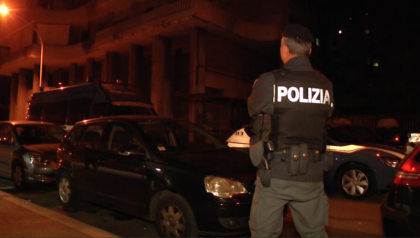 La Polizia di Stato smantella rete di spacciatori di droga a Taranto e provincia La Polizia di Stato smantella rete di spacciatori di droga a Taranto e provincia