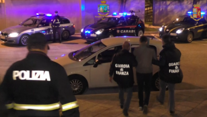 Prostituzione e truffe assicurative a Bari: 13 arresti,27 indagati, persino 5 avvocati