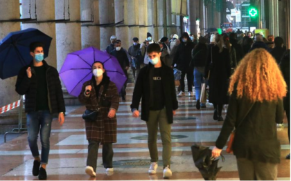 In arrivo la “stretta” sugli spostamenti. Stop ai locali dopo le 20 ? In arrivo la “stretta” sugli spostamenti. Stop ai locali dopo le 20 ?