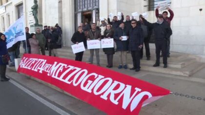 I SOLITI LAMENTI DEI SINDACALISTI DELLA GAZZETTA DEL MEZZOGIORNO (FALLITA) item-thumbnail