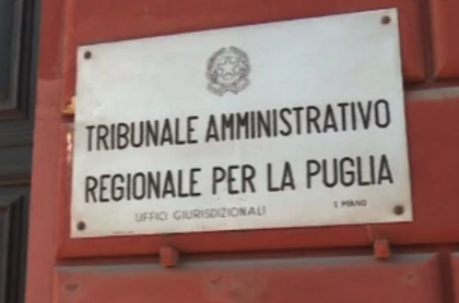 ELEZIONI REGIONE PUGLIA: TUTTI CONTRO TUTTI. LA PAROLA AL TAR DI BARI ELEZIONI REGIONE PUGLIA: TUTTI CONTRO TUTTI. LA PAROLA AL TAR DI BARI