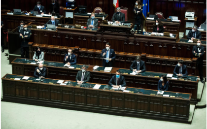 GOVERNO: IL DIBATTITO ALLA CAMERA. IL PREMIER CONTE CERCA ALLEATI CON IL CAPPELLO IN MANO item-thumbnail