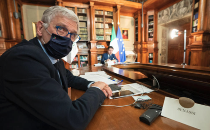 IL PREMIER CONTE CEDE LA DELEGA AI “SERVIZI”. MA NON A TURCO… IL PREMIER CONTE CEDE LA DELEGA AI “SERVIZI”. MA NON A TURCO…
