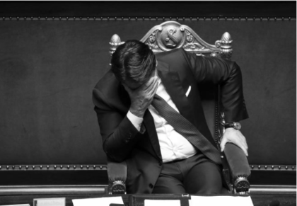 GOVERNO: CONTE A PALAZZO CHIGI PER IL CONSIGLIO DEI MINISTRI, POI LE DIMISSIONI item-thumbnail