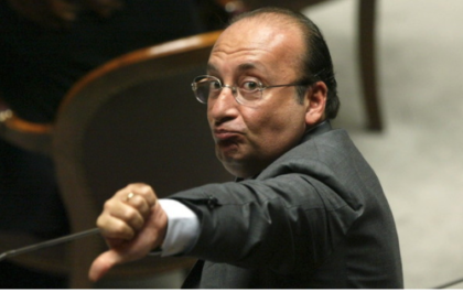 LO SQUALLIDO TEATRINO DELLA POLITICA. IL SENATORE VITALI CI RIPENSA: “NON VADO PIU CON CONTE. MI HANNO CHIAMATO BERLUSCONI E SALVINI”. LO SQUALLIDO TEATRINO DELLA POLITICA. IL SENATORE VITALI CI RIPENSA: “NON VADO PIU CON CONTE. MI HANNO CHIAMATO BERLUSCONI E SALVINI”.