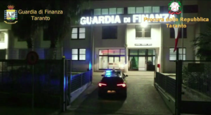 GUARDIA DI FINANZA: TRUFFA NELLA FORNITURA DI D.P.I. ALLA PROTEZIONE CIVILE LAZIO E A PRIVATI. item-thumbnail