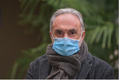 “GIU’ LE OSPEDALIZZAZIONI DA COVID CON GLI ANTINFIAMMATORI”. IL PROF. REMUZZI SPIEGA LA SUA SCOPERTA item-thumbnail