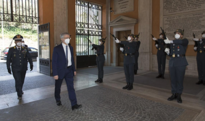 IL MINISTRO FRANCO IN VISITA AL COMANDO GENERALE DELLA GUARDIA DI FINANZA item-thumbnail