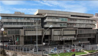 POLIZIA, CARABINIERI E FINANZA BLOCCANO L’INFILTRAZIONE MAFIOSA NEL TRIBUNALE DI POTENZA item-thumbnail