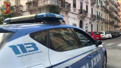 LA POLIZIA DI STATO ARRESTA TRE PREGIUDICATI CHE TRUFFAVANO BANCHE, SOCIETA’ FINANZIARIE ED ANZIANI item-thumbnail