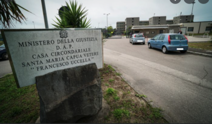 ARRESTATI 26 AGENTI DELLA POLIZIA PENITENZIARIA. I PM: ” ORRIBILE MATTANZA” ARRESTATI 26 AGENTI DELLA POLIZIA PENITENZIARIA. I PM: ” ORRIBILE MATTANZA”
