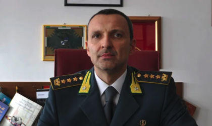 CAMBIO AL VERTICE DELLE FIAMME GIALLE BRINDISINE. AL COLONNELLO BIA SUBENTRA IL COLONNELLO VANNI CAMBIO AL VERTICE DELLE FIAMME GIALLE BRINDISINE. AL COLONNELLO BIA SUBENTRA IL COLONNELLO VANNI