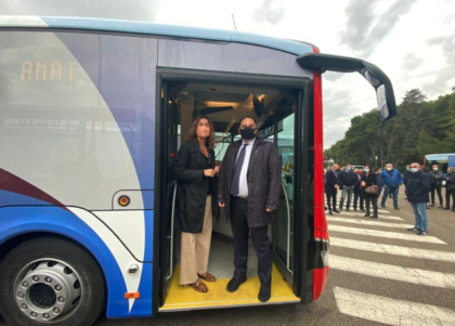 TARANTO, DISABILE ABUSATA SUI BUS COMUNALI. INDAGATI 8 AUTISTI AMAT TARANTO, DISABILE ABUSATA SUI BUS COMUNALI. INDAGATI 8 AUTISTI AMAT