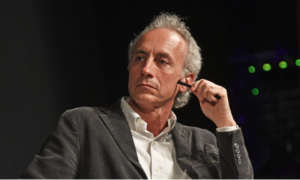 LE FARNETICAZIONI DI MARCO TRAVAGLIO CONTRO IL PREMIER MARIO DRAGHI item-thumbnail