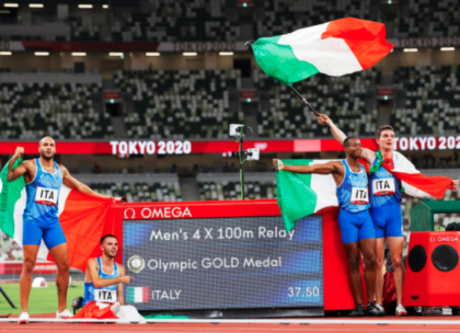 LA STAFFETTA AZZURRA 4×100 DA IMPAZZIRE !!! E’ ORO PER PATTA-JACOBS-DESALU-TORTU LA STAFFETTA AZZURRA 4×100 DA IMPAZZIRE !!! E’ ORO PER PATTA-JACOBS-DESALU-TORTU