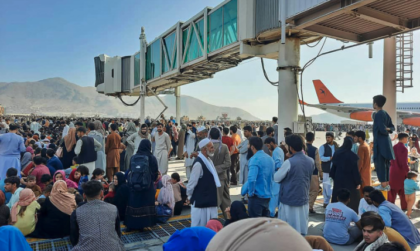 85 AFGHANI IN ARRIVO A ROMA GRAZIE AL PONTE AEREO MILITARE DELL’AERONAUTICA ITALIANA. PREVISTE ALTRE 150 PARTENZE DA KABUL 85 AFGHANI IN ARRIVO A ROMA GRAZIE AL PONTE AEREO MILITARE DELL’AERONAUTICA ITALIANA. PREVISTE ALTRE 150 PARTENZE DA KABUL