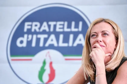 ELEZIONI AMMINISTRATIVE. FRATELLI D’ITALIA VOLA NELLA SUPERMEDIA DEI SONDAGGI item-thumbnail