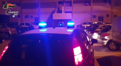 Blitz dei Carabinieri a Bari. Arrestate 6 persone appartenenti al clan “Strisciuglio”, per estorsione con metodo mafioso. Blitz dei Carabinieri a Bari. Arrestate 6 persone appartenenti al clan “Strisciuglio”, per estorsione con metodo mafioso.