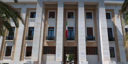 MEDICO DEL POLICLINICO DI BARI DENUNCIATO PER STALKING DA UNA COLLEGA CHE AVEVA MESSO FINE ALLA LORO RELAZIONE MEDICO DEL POLICLINICO DI BARI DENUNCIATO PER STALKING DA UNA COLLEGA CHE AVEVA MESSO FINE ALLA LORO RELAZIONE